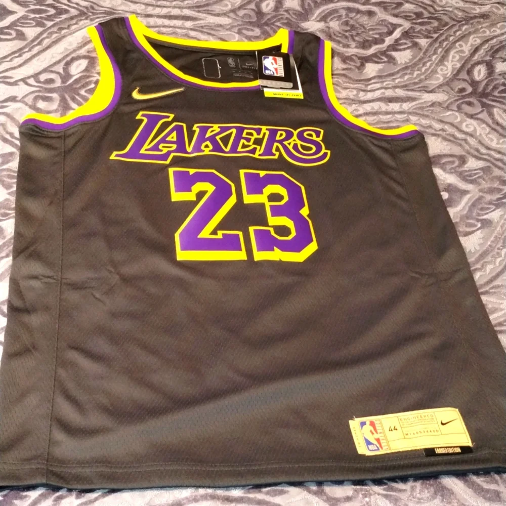 Nike NBA LA Lakers Lebron James (Swingman Earned Ed. Jersey-Men Sz 44-Med) NEW!! - Picture 1 of 7